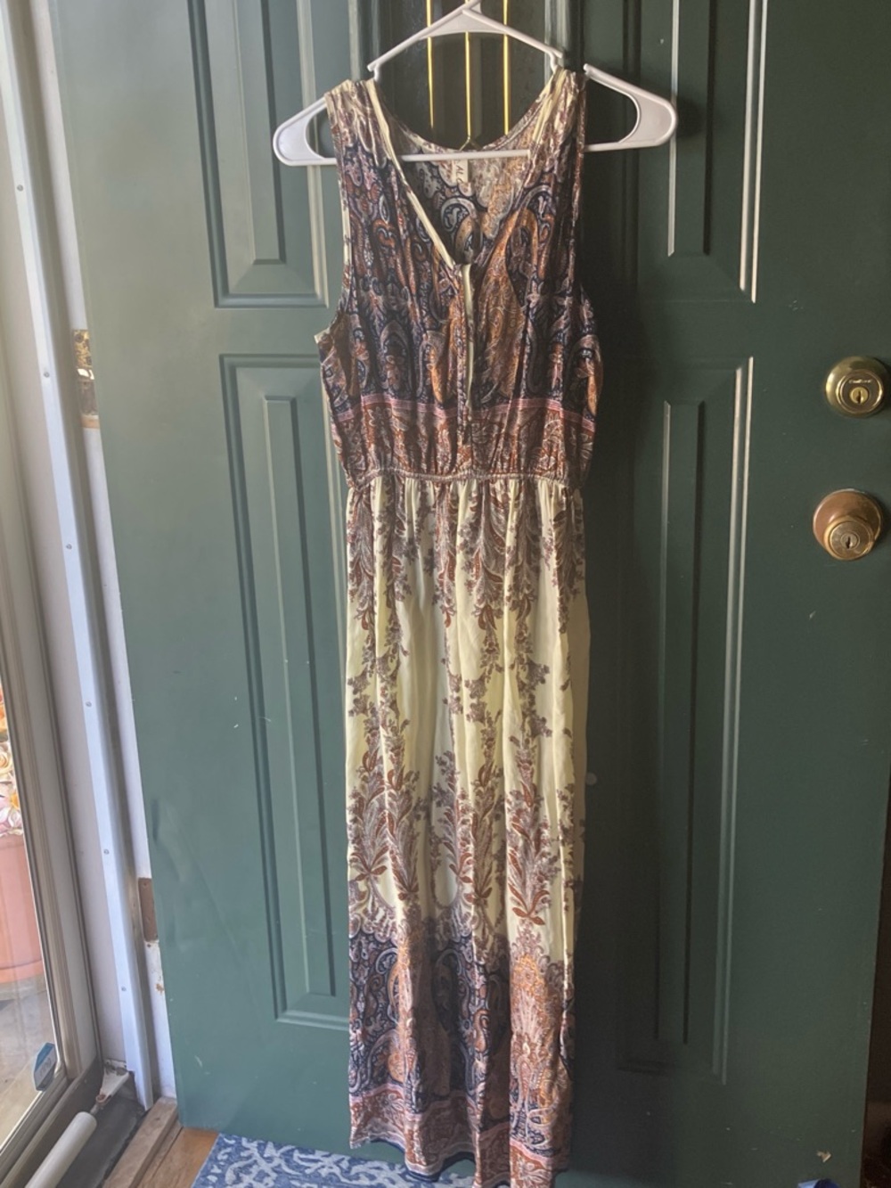 Sleeveless Boho Paisley Maxi Dress in Cream and Brown